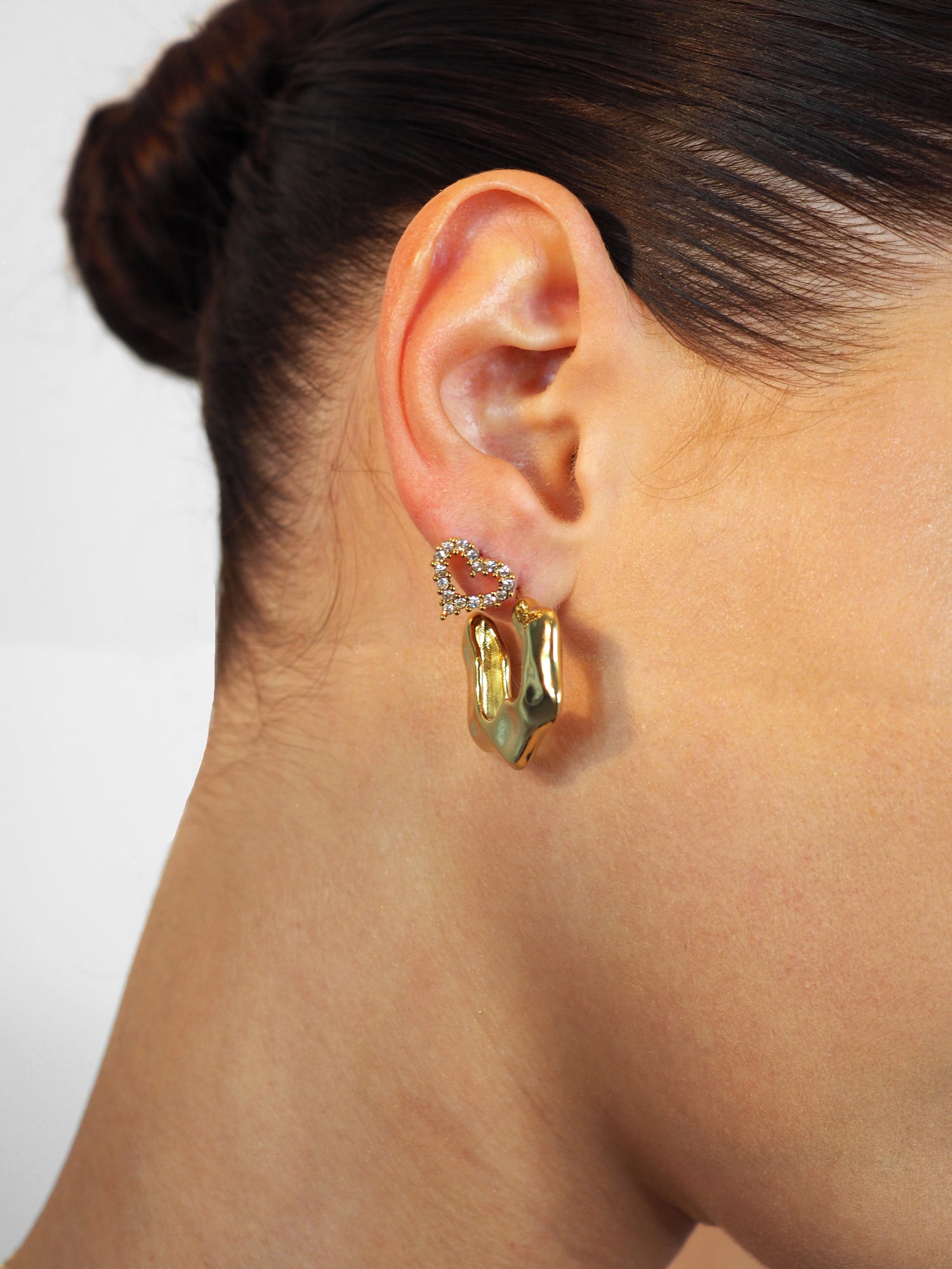 Signature Hoops