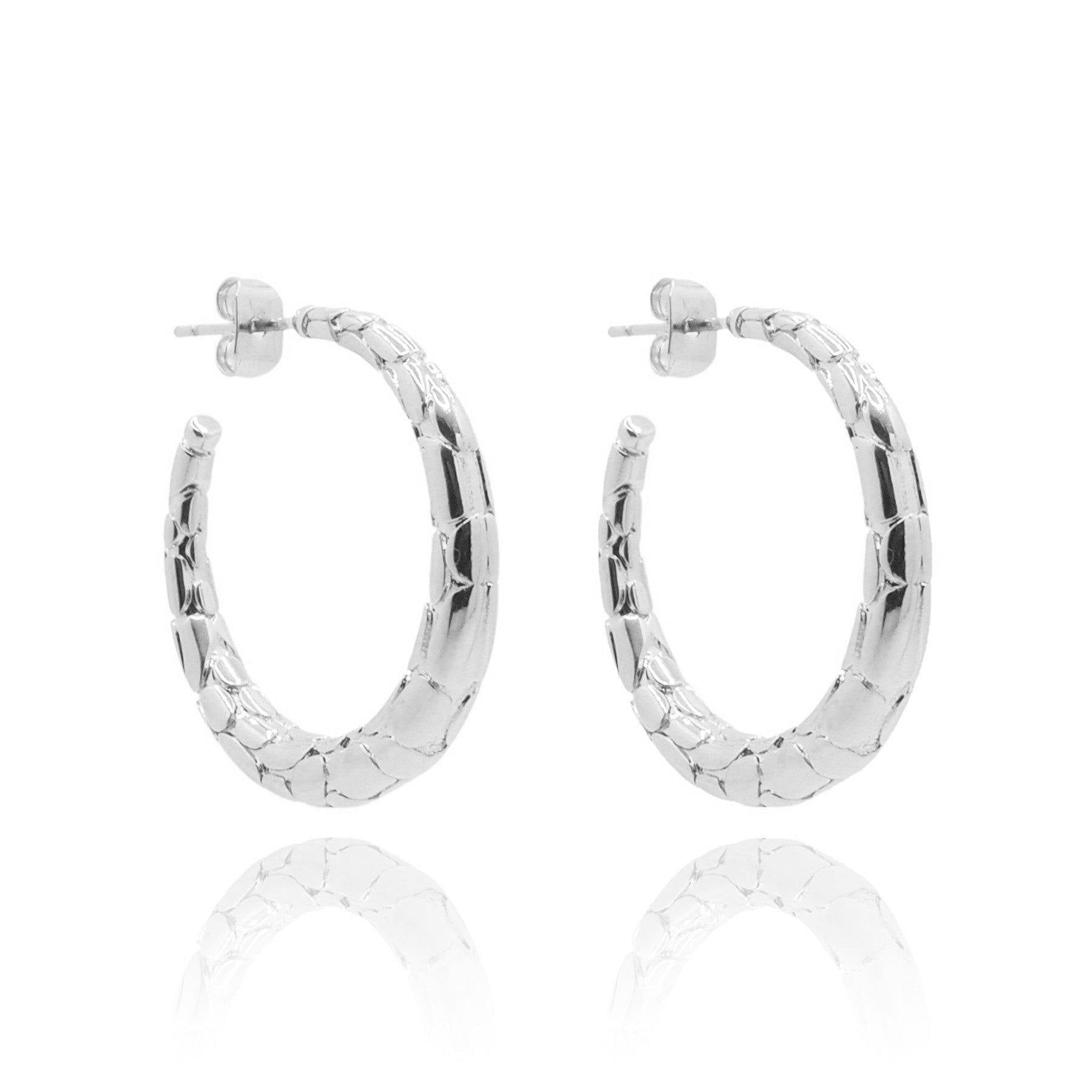 Luna Hoops